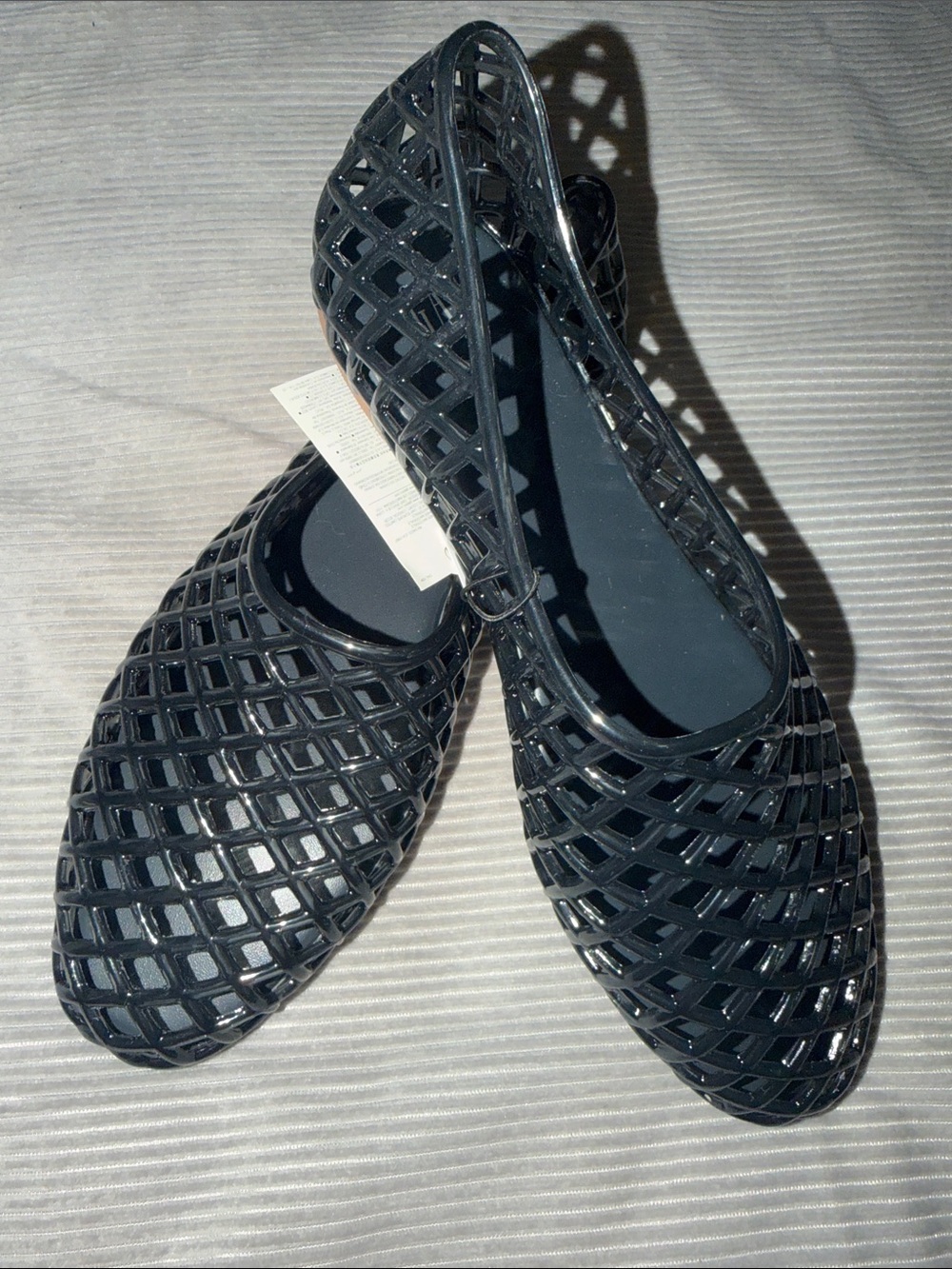 GAP Black Jelly Flats - Breathable Lattice Slip-On, size 9 NWT